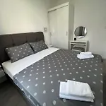 شقة Vuletic ميدولين